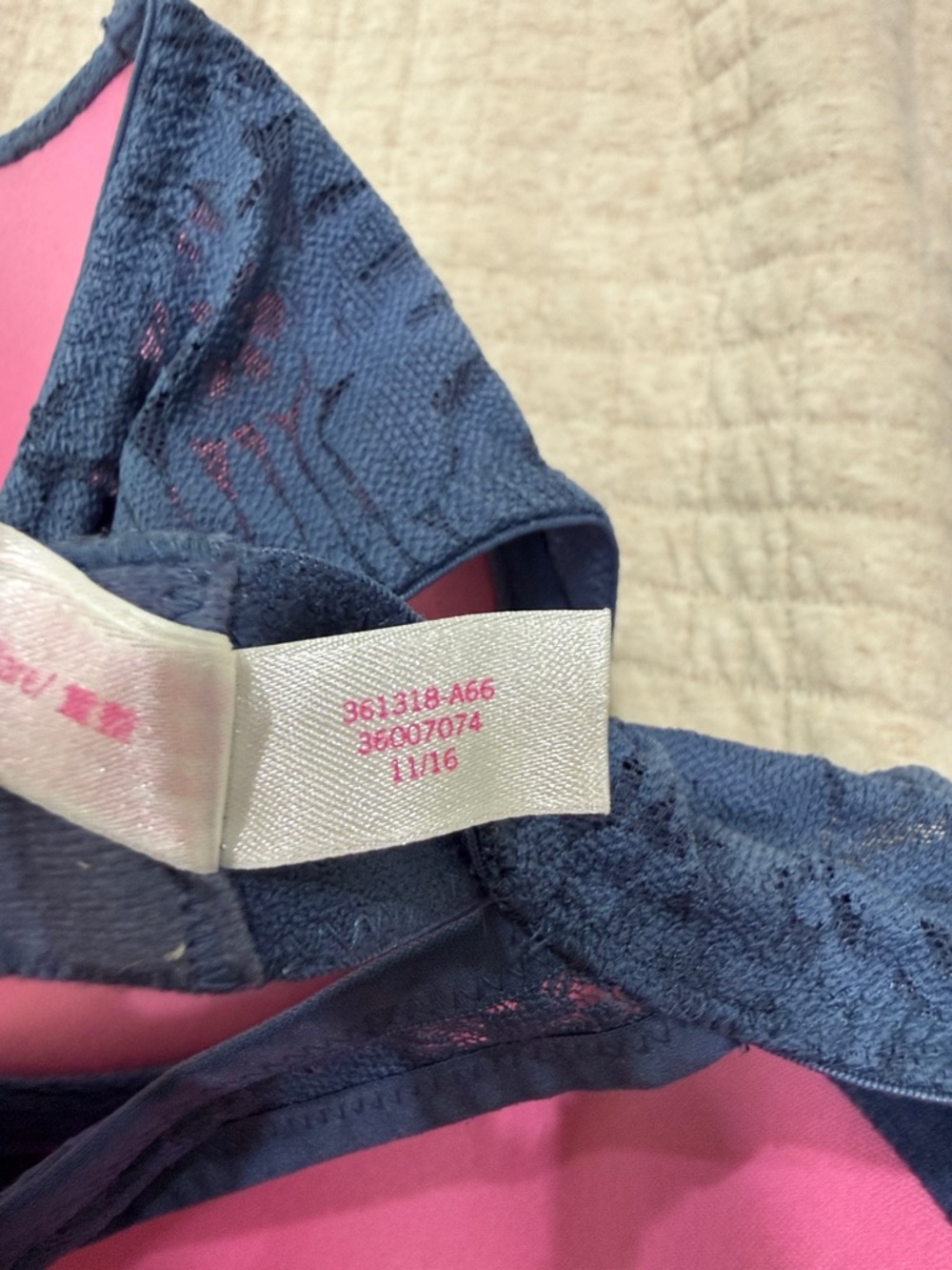2016 PINK Lace Racerback Bra - Picture 5 of 6